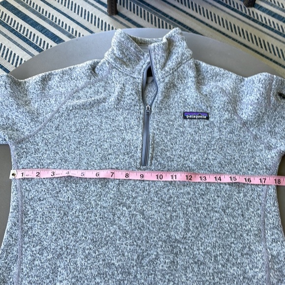 Women’s PATAGONIA Better Sweater 1/4 zip, size Medium. Heather light grey. - Picture 4 of 4